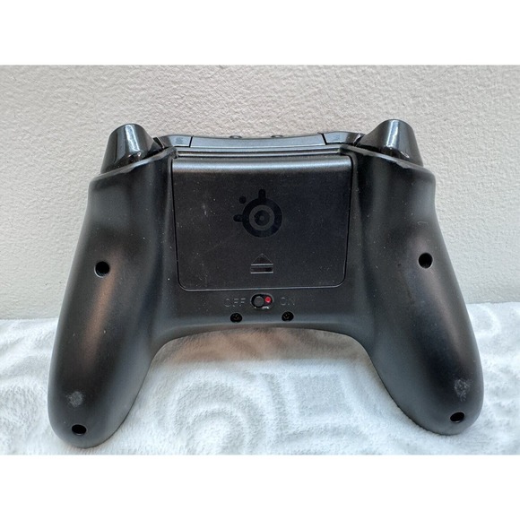 SteelSeries Stratus XL Bluetooth Wireless iOS Device Gaming Controller 69026 - Picture 3 of 7